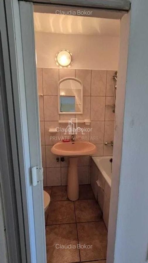 Apartament 1 cameră, etaj2/4,  Zona 7 Noiembrie, UMFST - 7