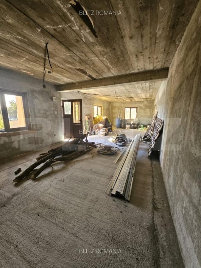 Casa la rosu, de vanzare, 250 mp, zona Slobozia Moara - 12