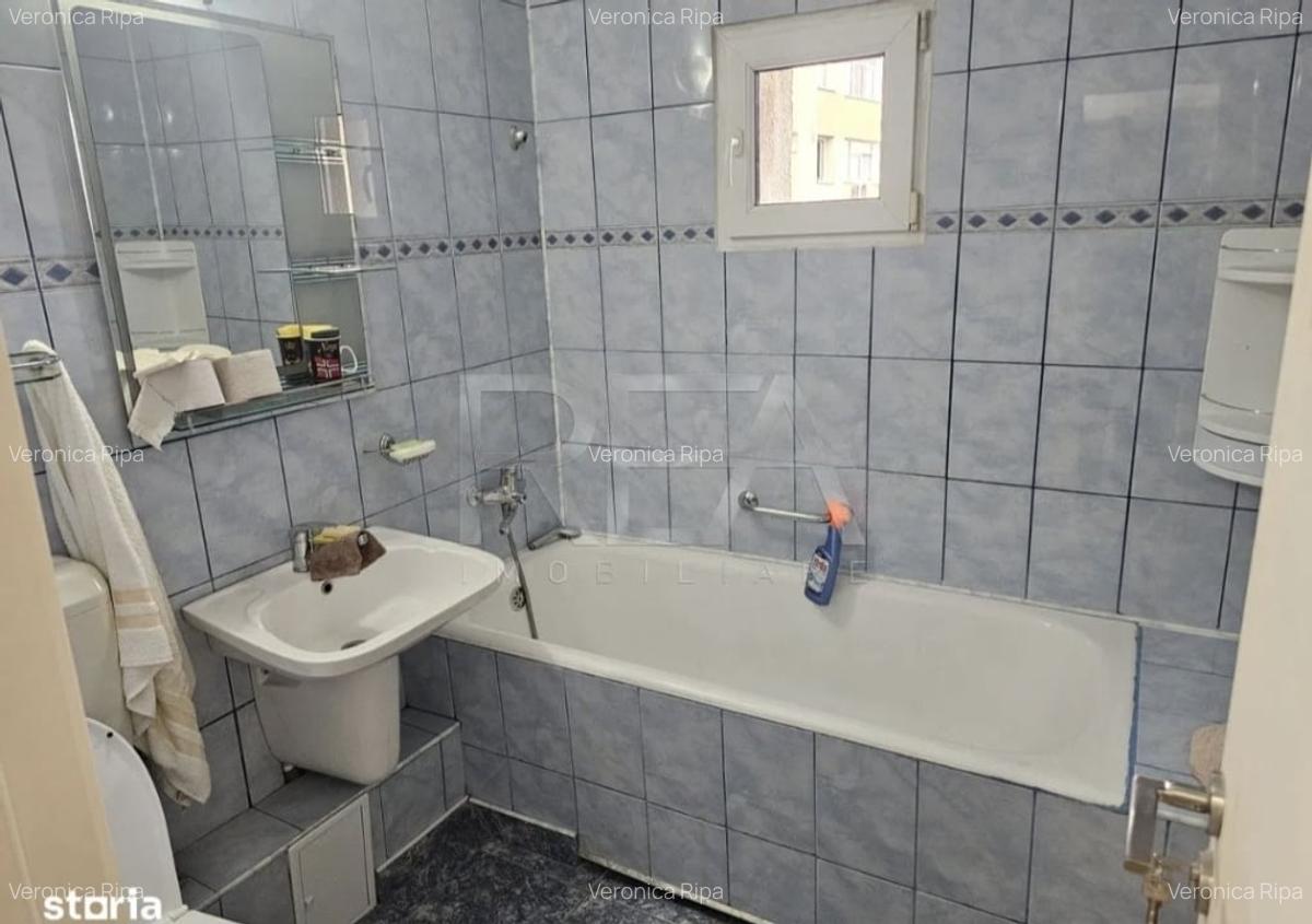 3 camere 8/10, bloc 1980, 75mp -Drumul Taberei - 11