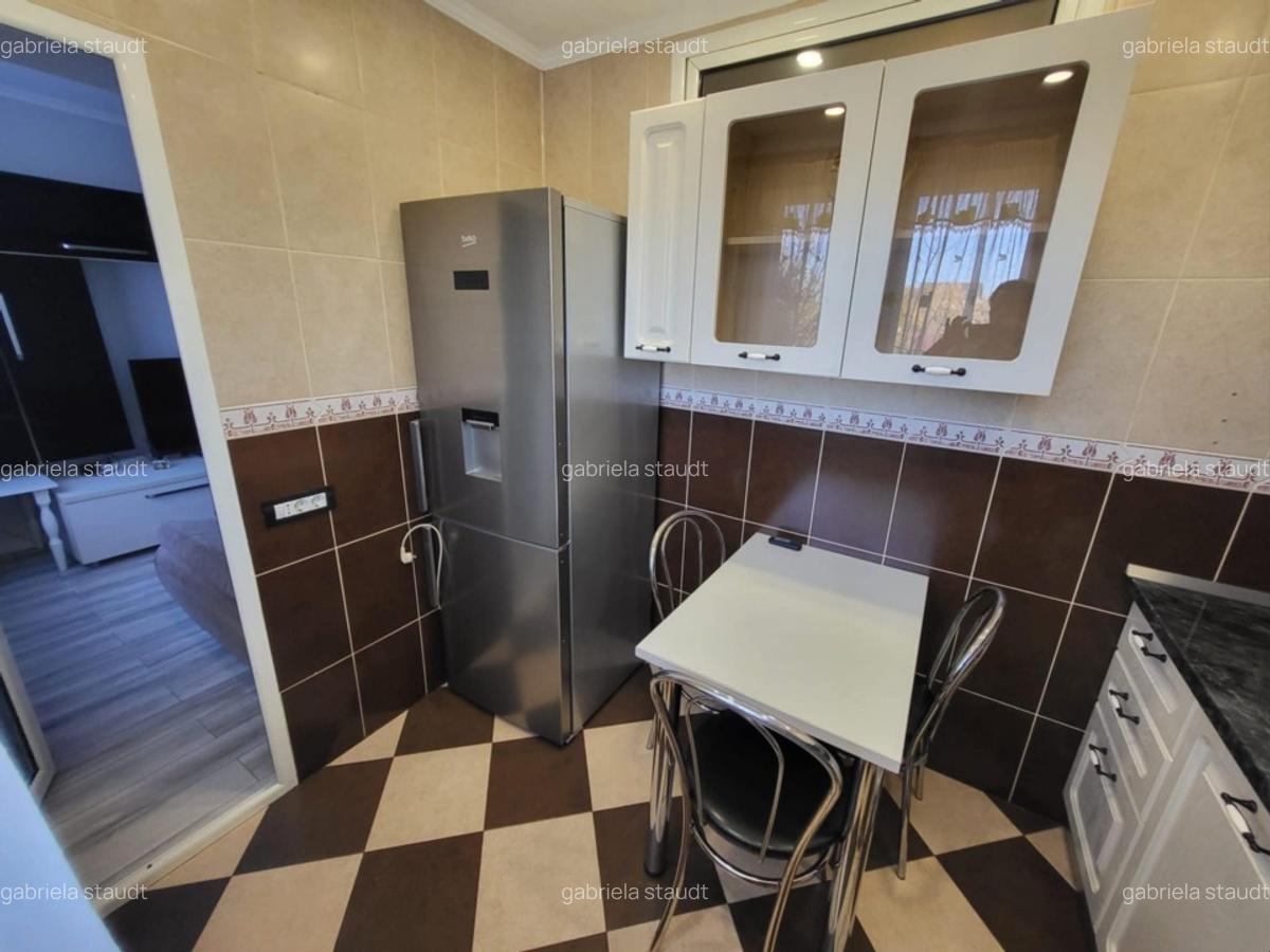 Proprietar inchiriez garsoniera 34 mp - 5