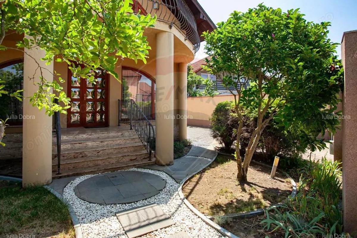 Casa moderna ?i spa?ioasa cu piscina,sauna ?i sala de fitness Pecica - 3
