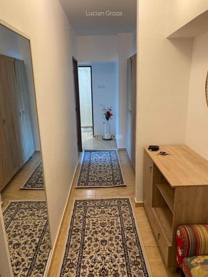 Apartament cu 3 camere decomandat, mobilat în 1 Mai - 4