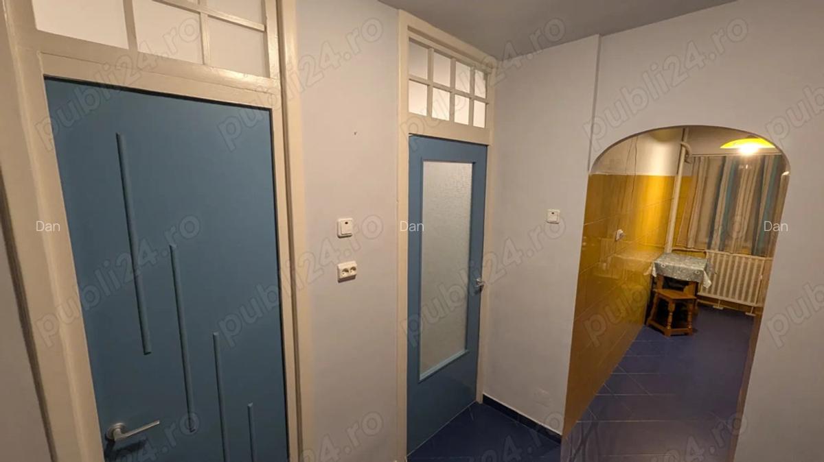 Garsoniera spatioasa in zona centrala - 5