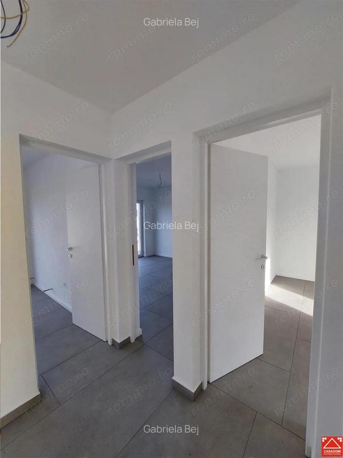 Casa noua cu piscina in Fantanele - 2