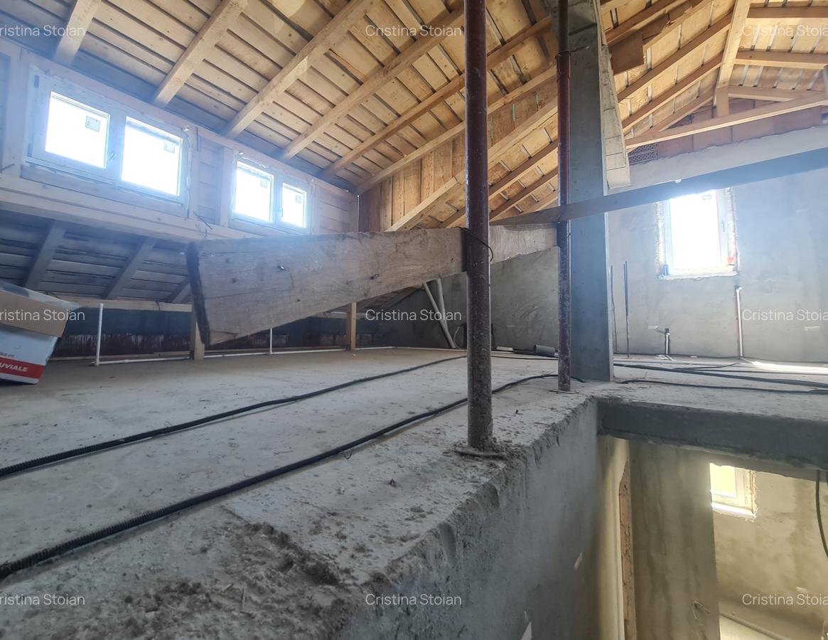 Casă cu 4 camere în Sud - 9