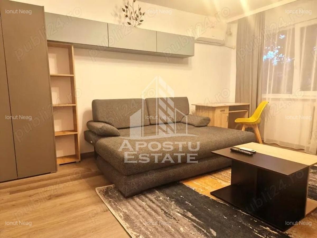 Garsonieră decomandată, mobilată în Complex Studențesc - 2