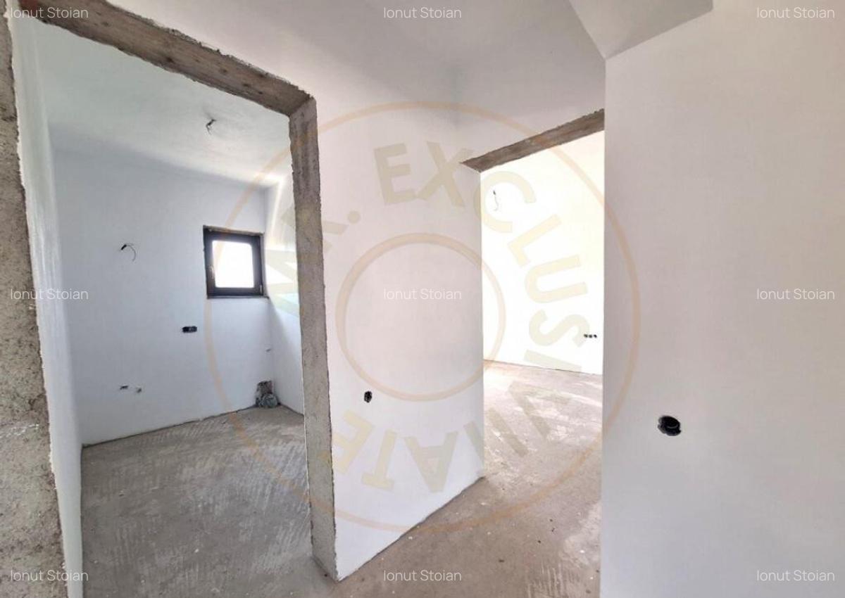 Casa de vanzare in Draganu-Arge?, priveli?te de povest - 10