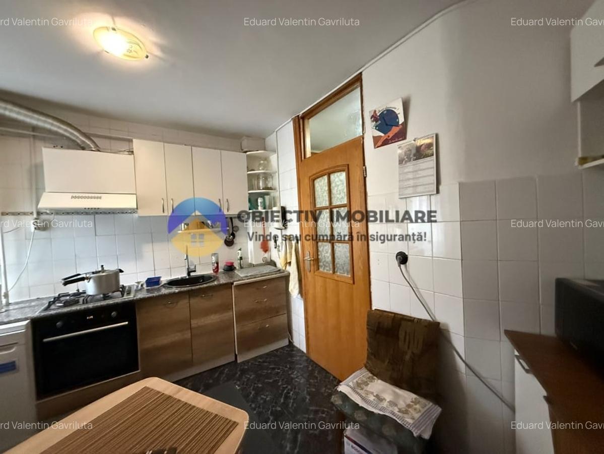 Apartament 3 camere de vanzare – zona centrala – Etaj 1 - 19