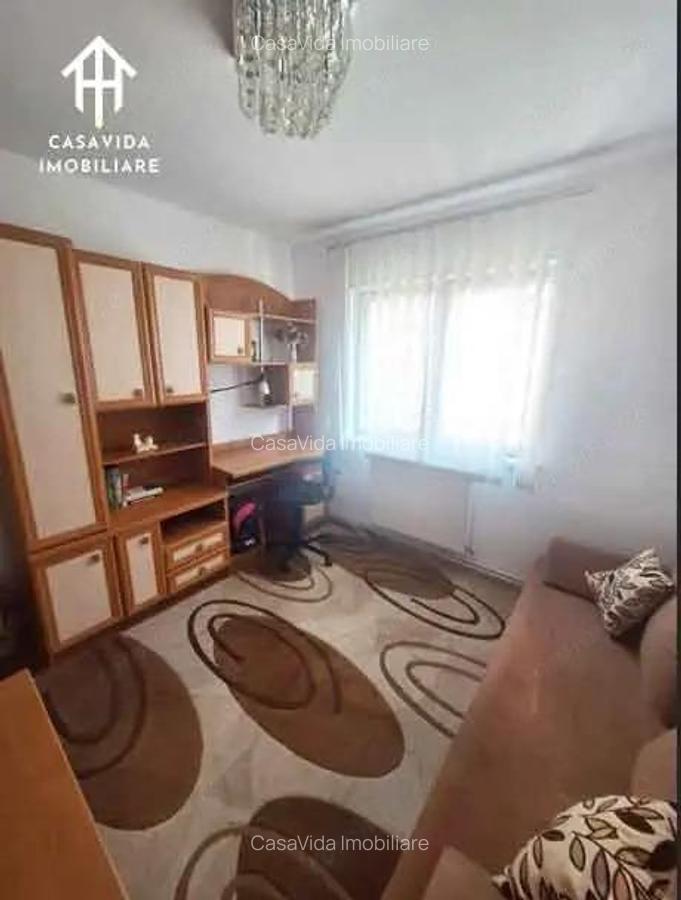 De inchiriat apartament cu 4 camere Spl. Campionilor - 5 De inchiriat apartament cu 4 camere Spl. Campionilor - 5
