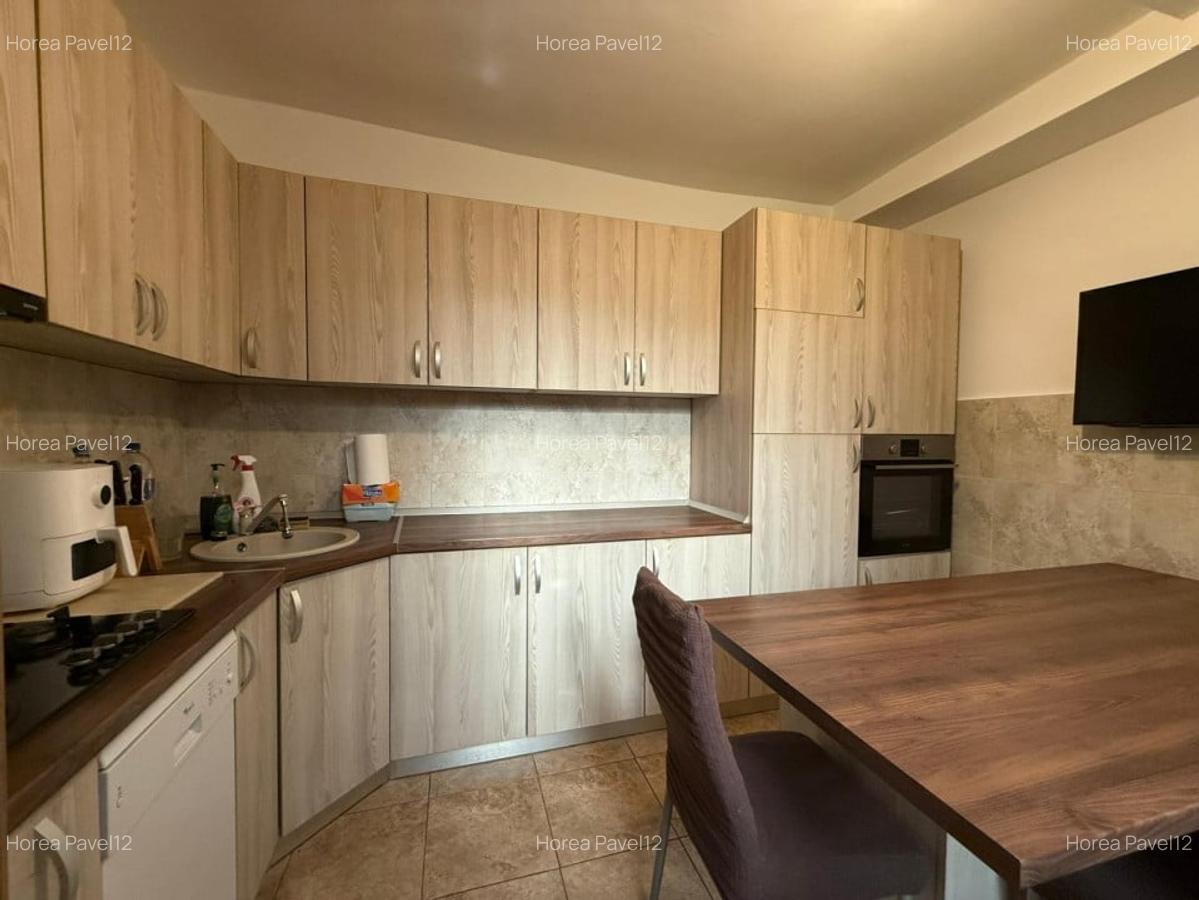 Casa cu 5 camere, 173 mp utili, regim P+1  - zona Centrala - OCAZIE !!! - 20