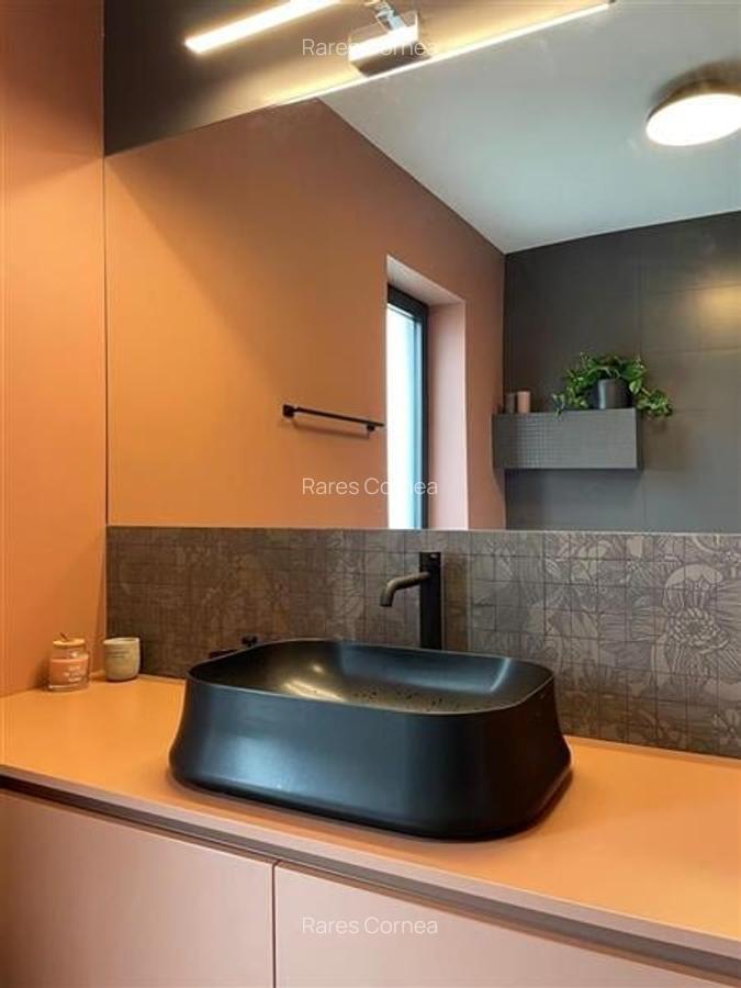 Apartament cu 2 camere semidecomandat, mobilat în Central - 10