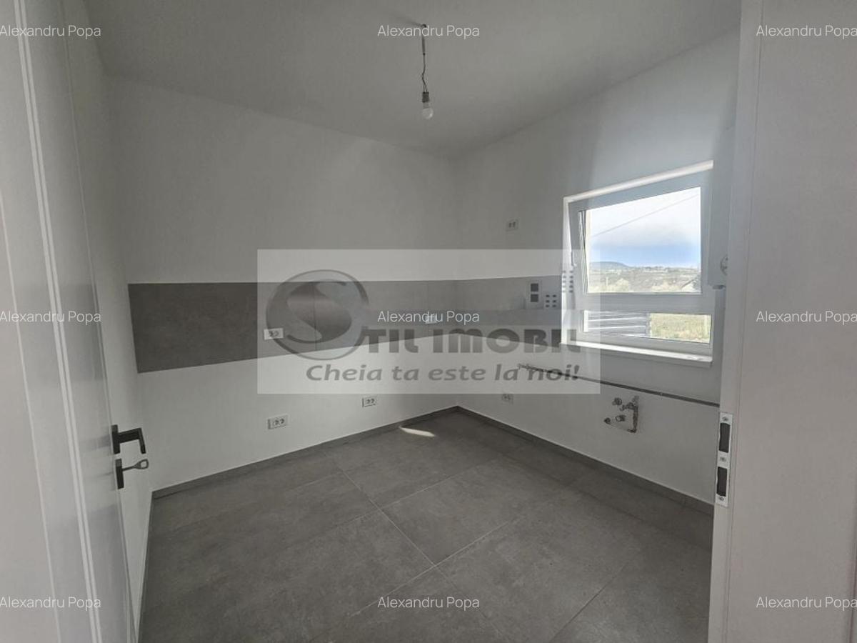 Casă cu 3 camere în Bucium - 3