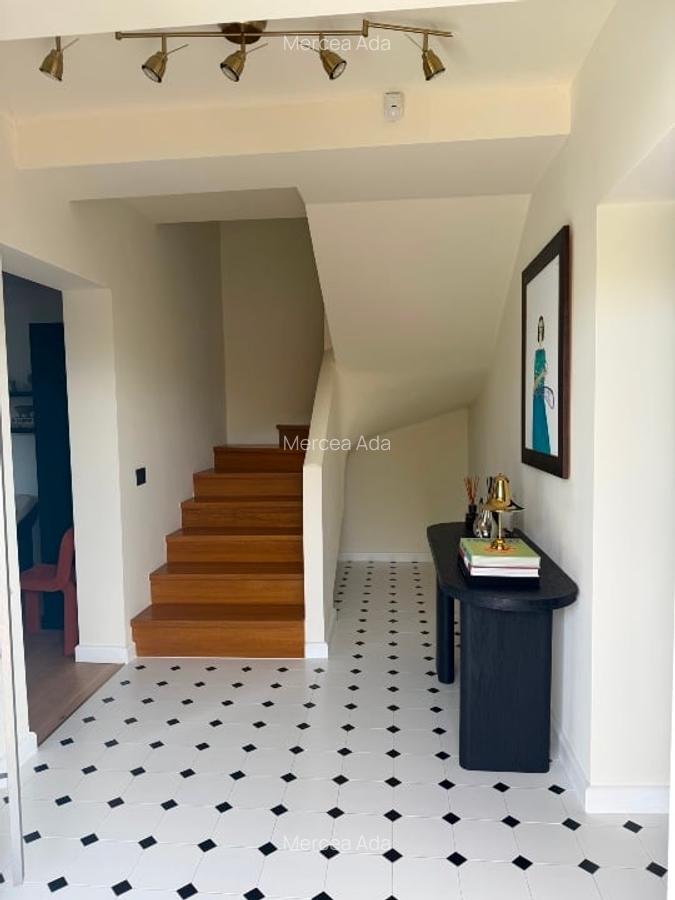 De vânzare – casă tip duplex  Persoană fizică vând casă tip duplex. - 2