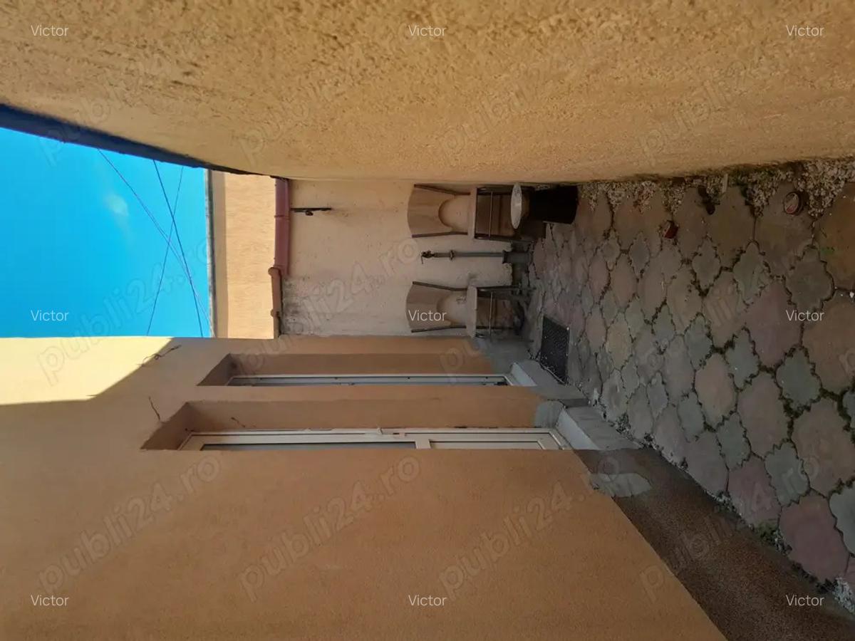 Casa ultracentrala cu spa?iu comercial + studio , chiria?i stabili ! - 9