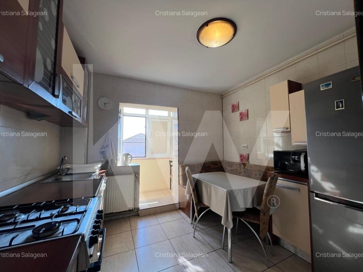 Apartament de inchiriat cu 3 camere - zona Vasile Aron - 10