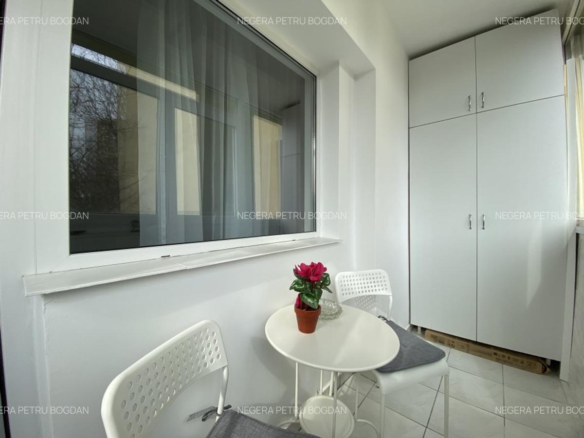 Romana,renovat nou,curat,cu spatii de depozitare. - 11