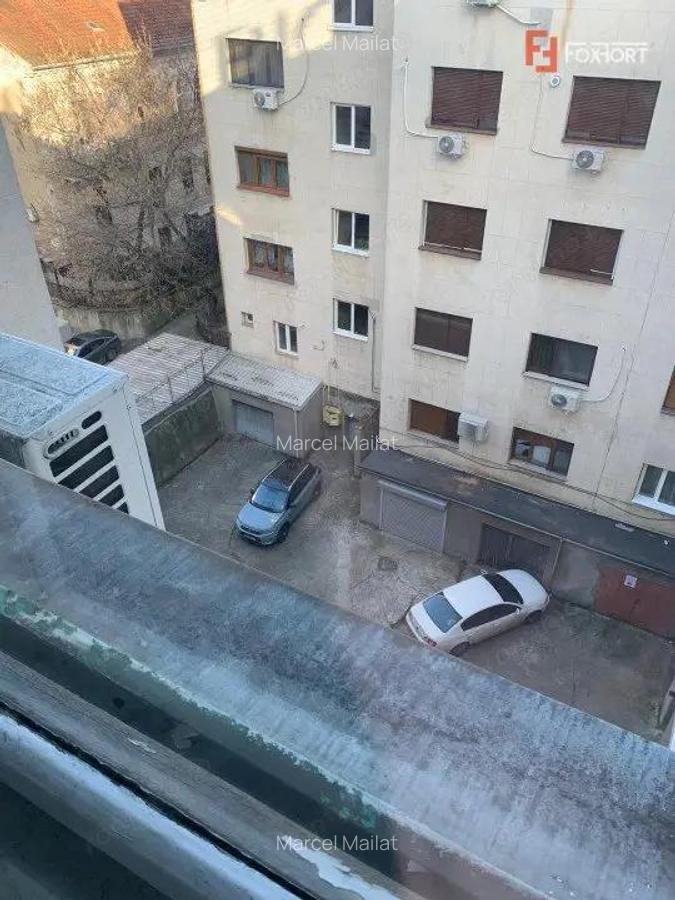 Apartament cu 4 camere de 92mp - zona Ultracentral - 2