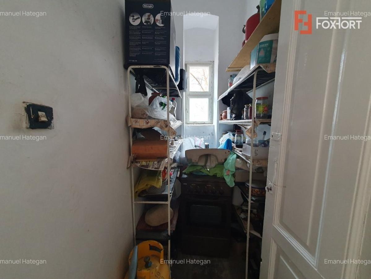 COMISION 0% Apartament cu 4 camere decomandat, la curte comuna - zona Fabric - 25