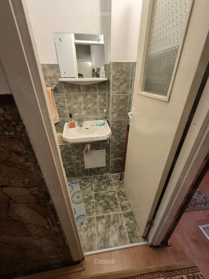 Apartament cu trei camere, zona Bradet, disponibil - 20