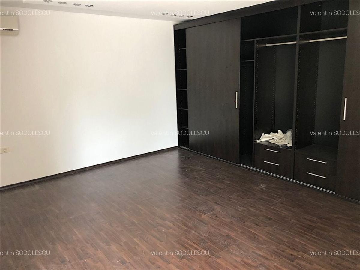 Casa zona Cetatii de locuit sau birouri - 6