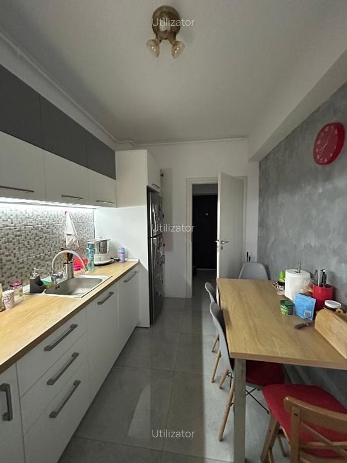 Proprietar vand  apartament  2 camere utilat si mobilat - 7
