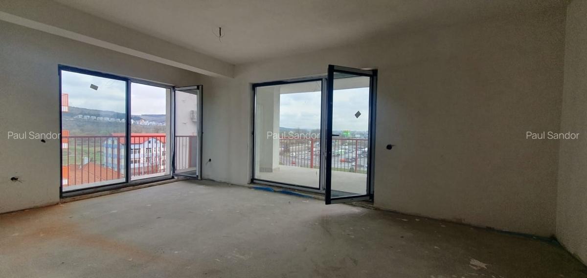 Apartament 3 camere, terasa 20 mp, 2 bai, zona Vivo - 2