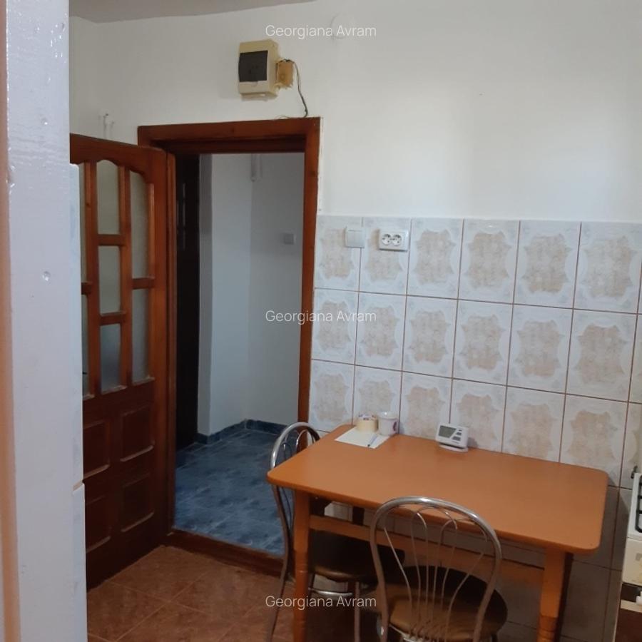 Vânzare apartament 2 camere – Bariera Brăilei, Bloc Apcarom, Buzău - 3
