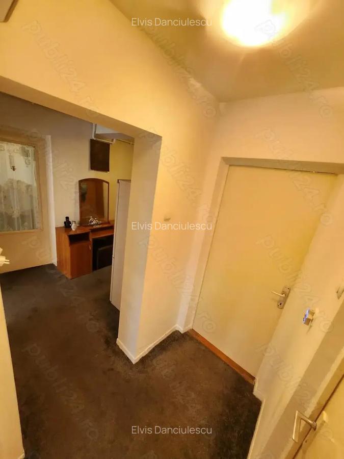 3 Cam - Spitalul Judetean-Mobilat--Utilat-Centrala -53Mp+Balcon 6Mp-95000 Euro-Negociabil - 15