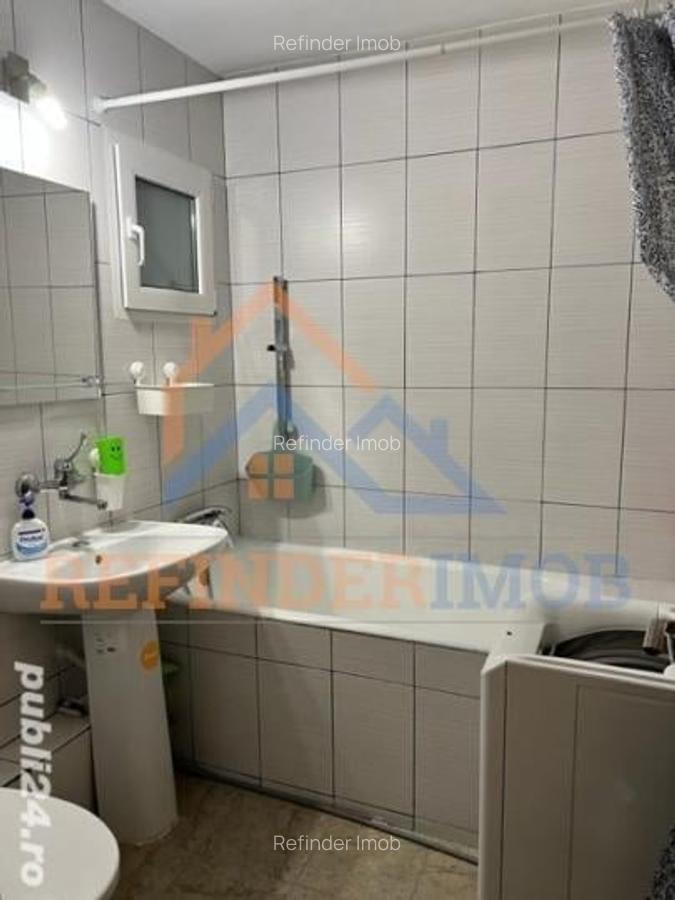 Vanzare apartament 3 camere, zona Trafic Greu, Liberty Mall, sector 5 - 5