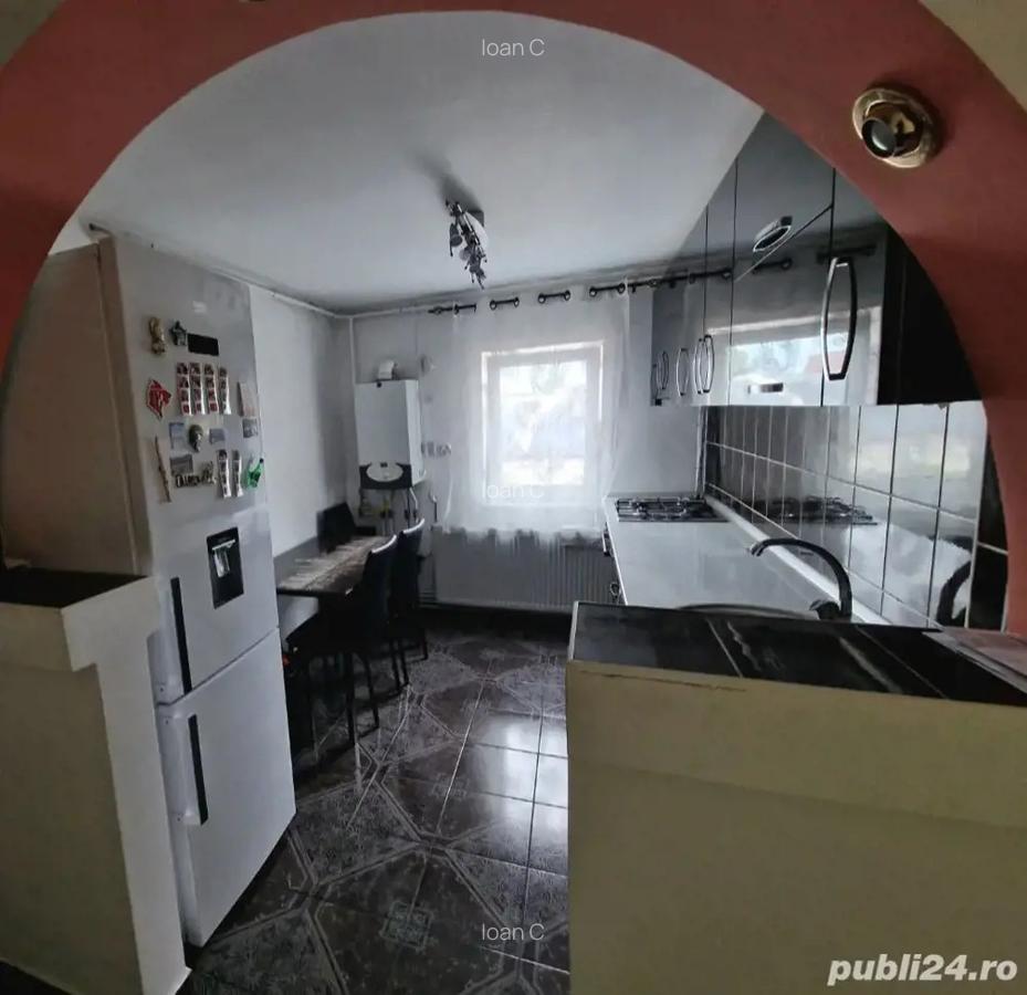 Vand apartament 2 camere modern complet utilat - 2