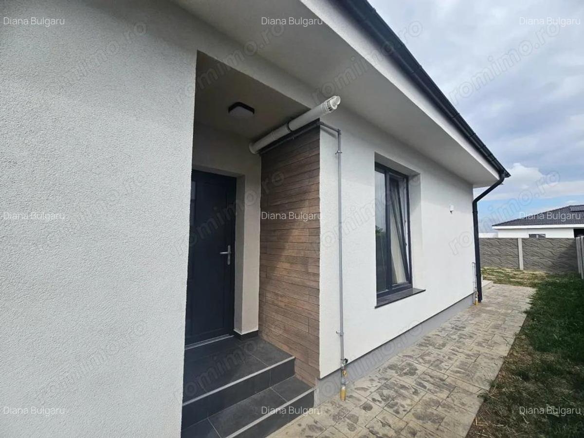 Duplex pe parter. Vatra veche a satului. Disponibil imediat - 9