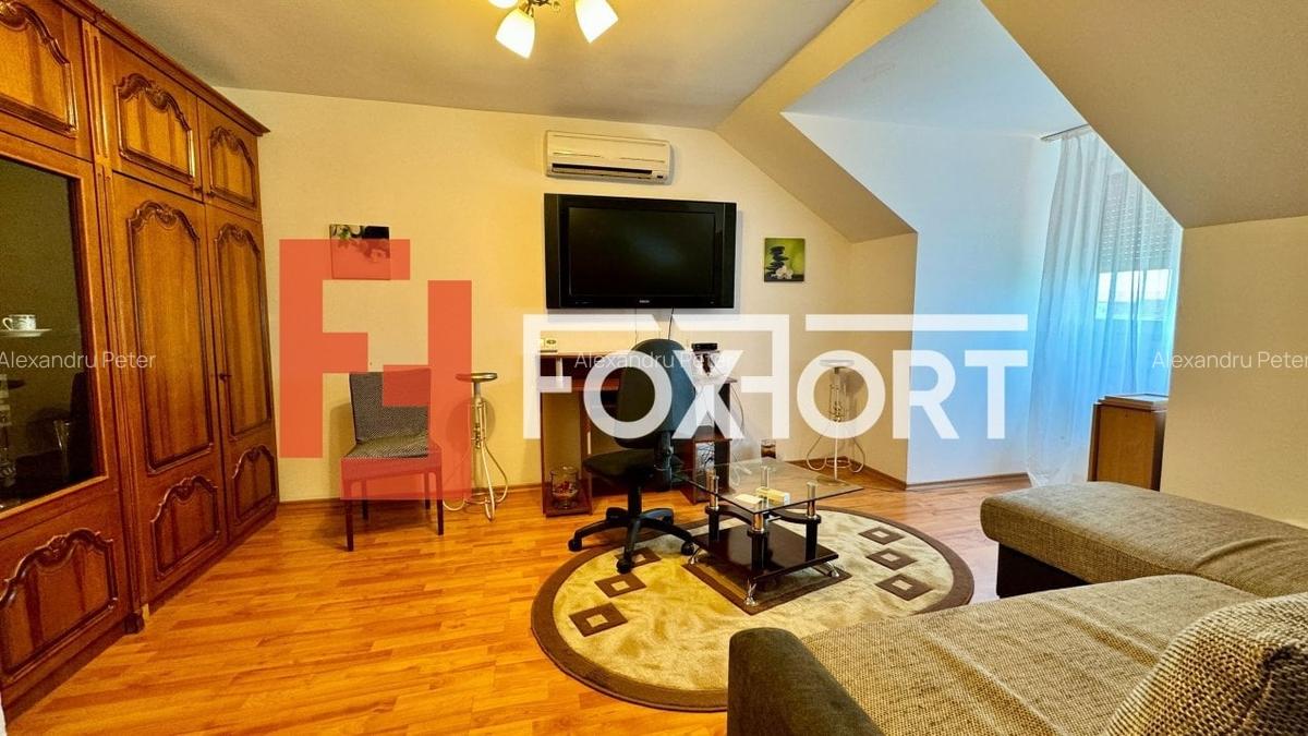 Apartament cu 2 camere semidecomandat, mobilat în Vlădeasa - 1
