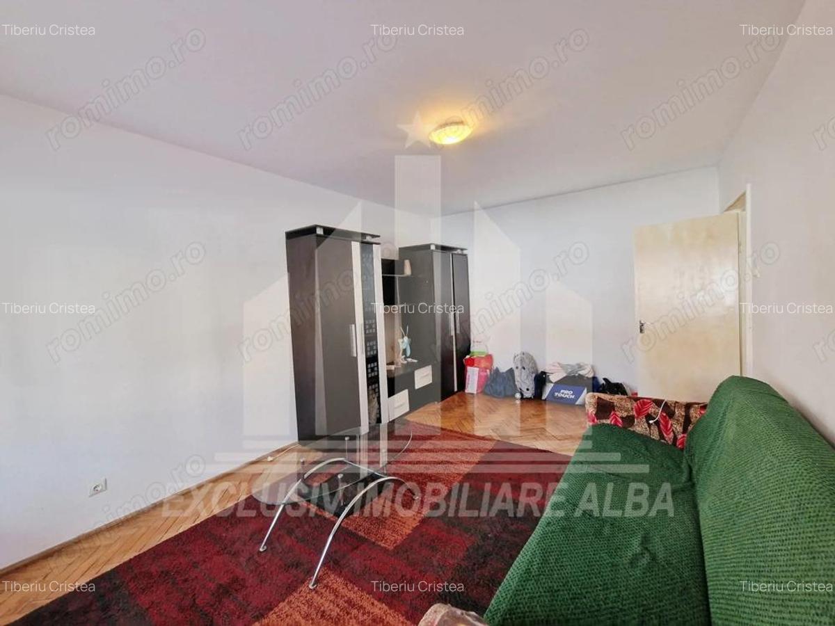 Apartament cu 3 camere, etajul 1, Cetate - zona Liceul Sportiv - 3