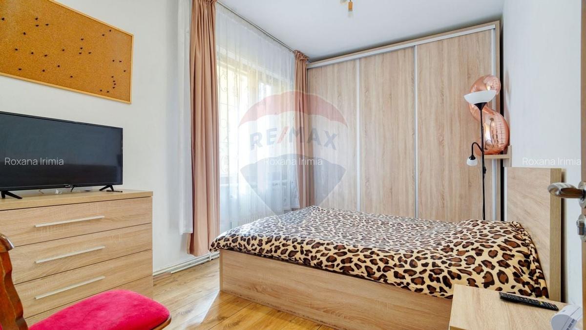 Apartament de Vanzare cu 2 Camere / Zona Tractorul - 5