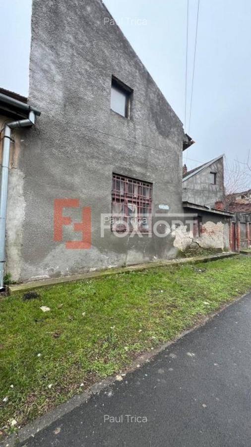 Casă cu 11 camere în Traian - 8