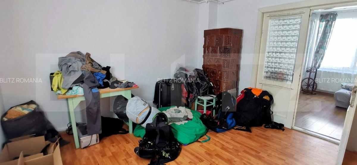 Casa renovabila de 127 mp, cu 2100 mp teren, localizata central in Luna de Sus - 7