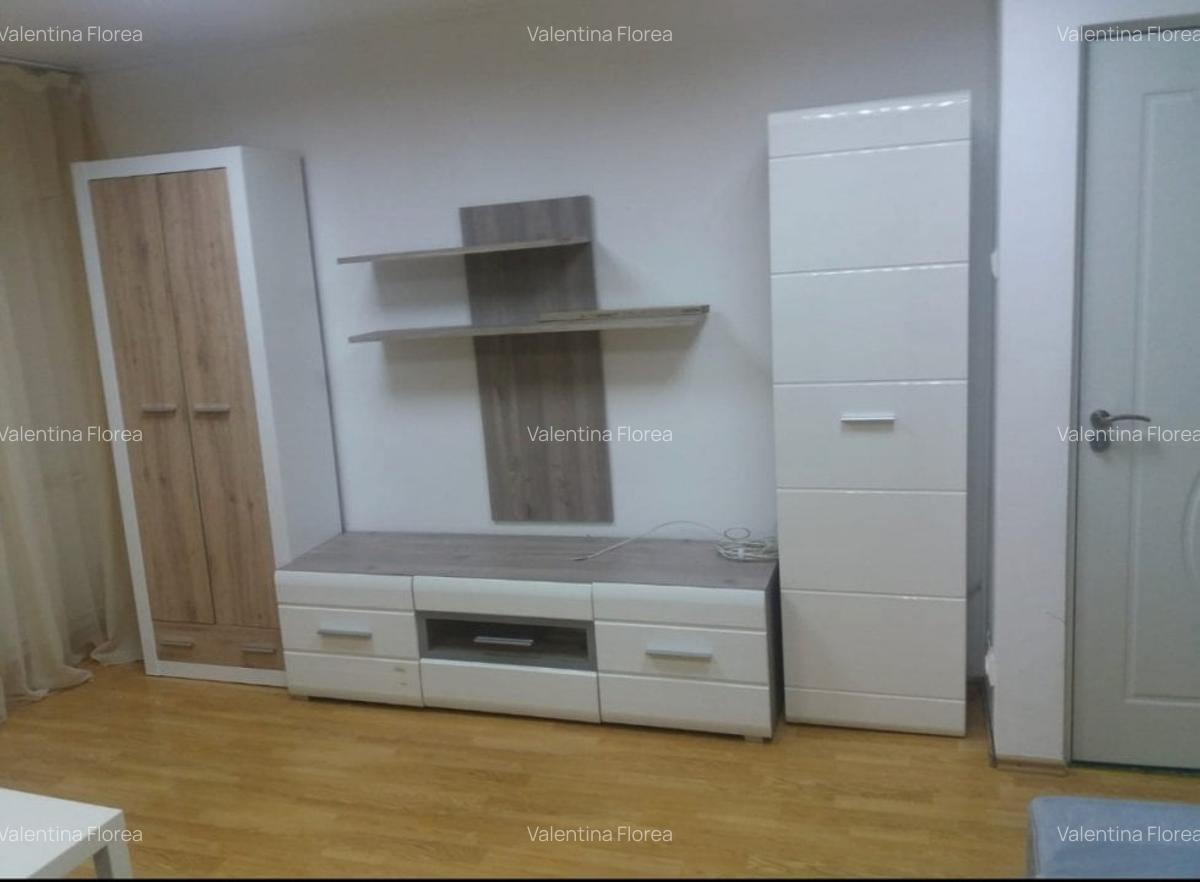 Garsonieră decomandată în Nerva Traian - 4