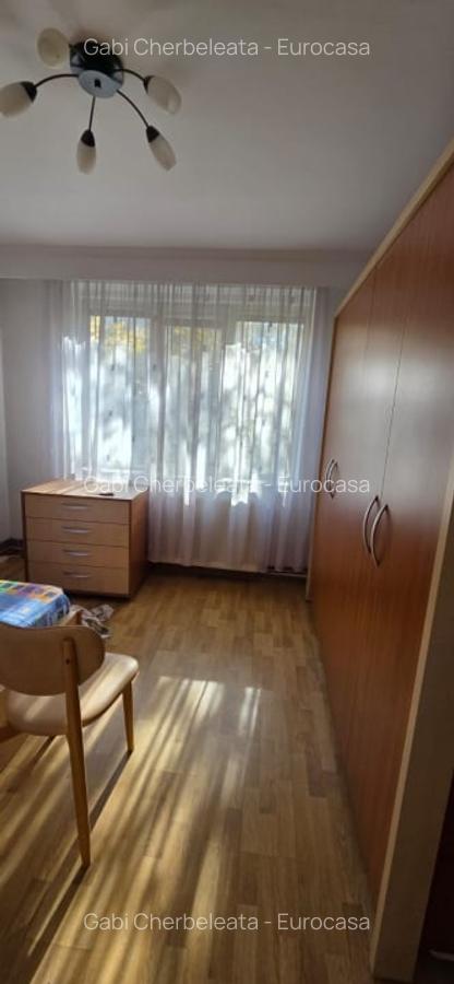3 camere Cartier Craiovei etaj 2 - 4