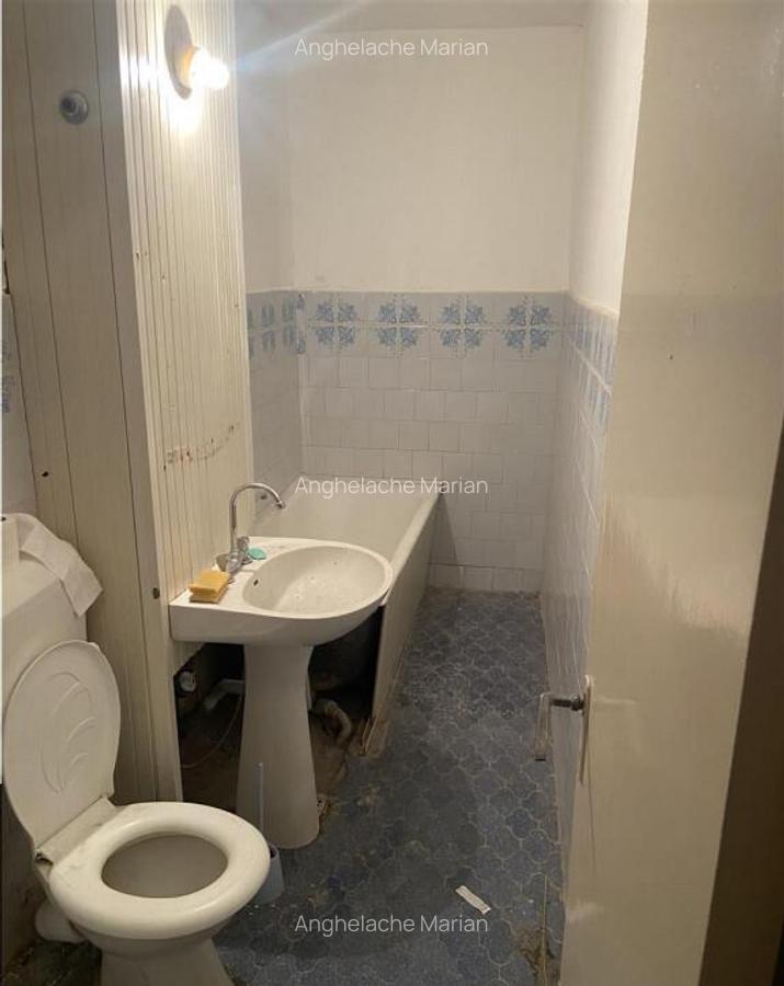 Apartament 3 camere , cartier Sud, decomandat,70 mp - 5