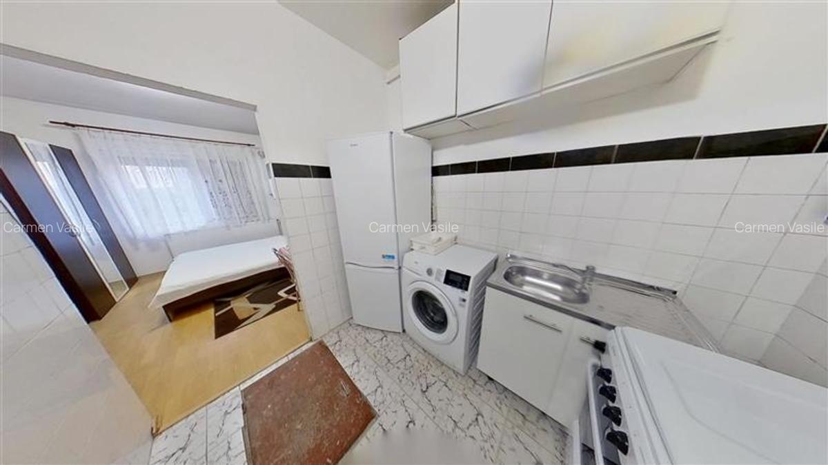 TUR 3D! Garsoniera practica,Central: vis-a-vis de Universitatea Transilvania,Bra - 3