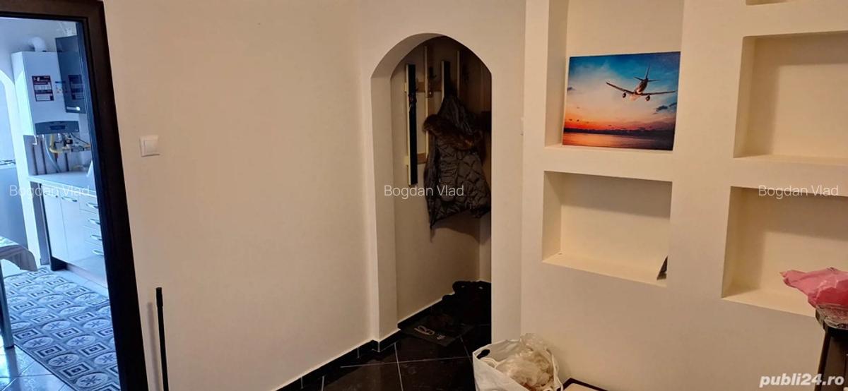 Inchiriez apartament 3 camere - 8