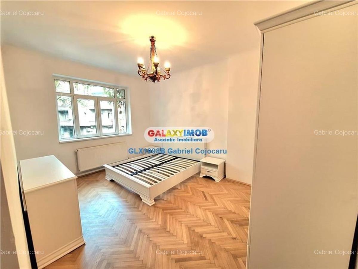 Ap. 3 camere in vila S+P+2et/85 mp/an1936/ zona Carol-Armeneasca - 2
