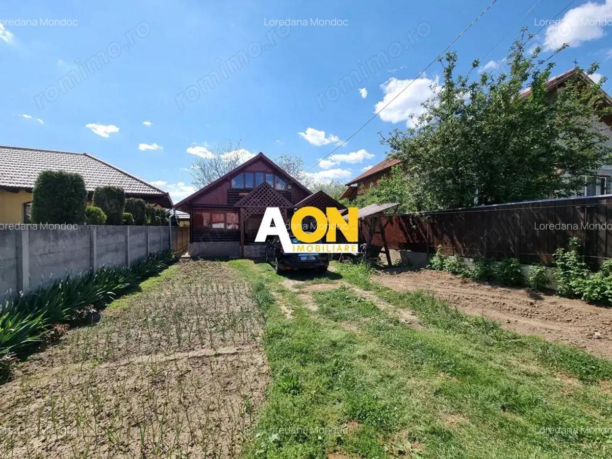 De vanzare casa P+M in stil rustic, 312 mp teren, Barabant - 1