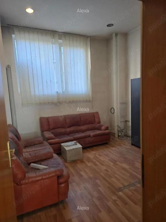 Chirie SP. Comercial , Decebal-OMV, Sc 142 mp , vitrat , zona circulata - 10