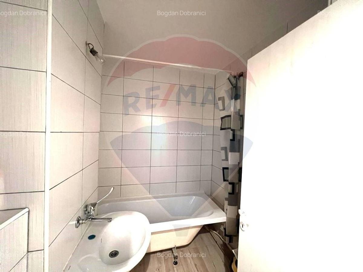 Apartament cu 3 camere decomandate de vanzare in zona Republicii - 7