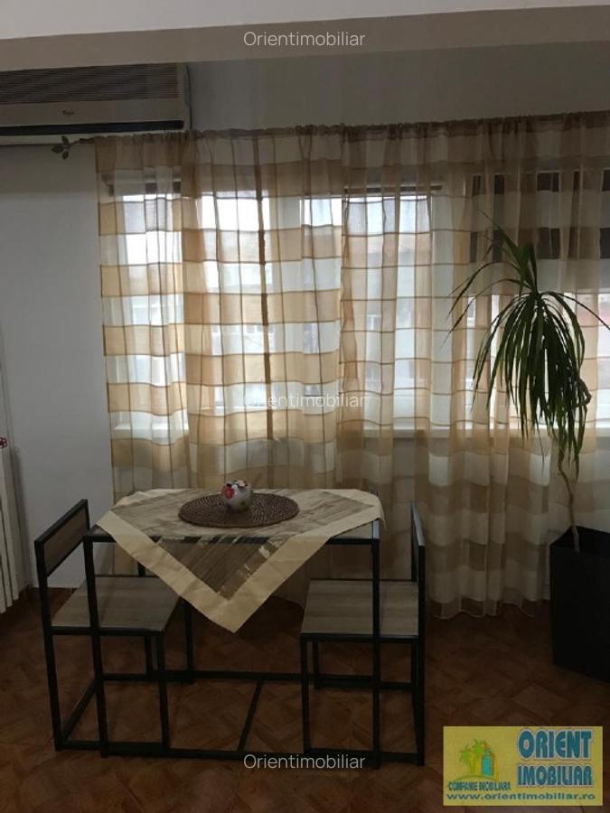 Capitol, garsoniera, 28mp, mobilata, inchirieri Constanta - 2