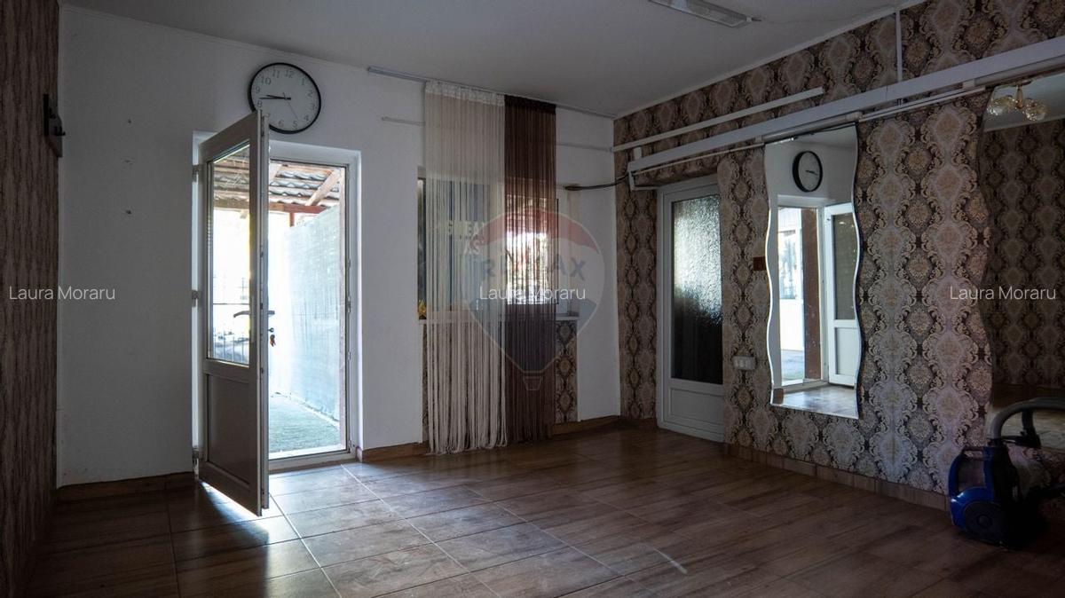 Vanzare imobil cu functiune mixta Ungureni/ Dambovita - 16