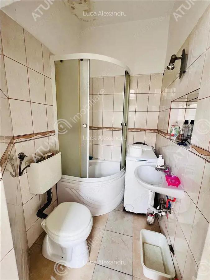 Apartament la casa cu 3 camere pivnita zona ultracentrala Sibiu - 8