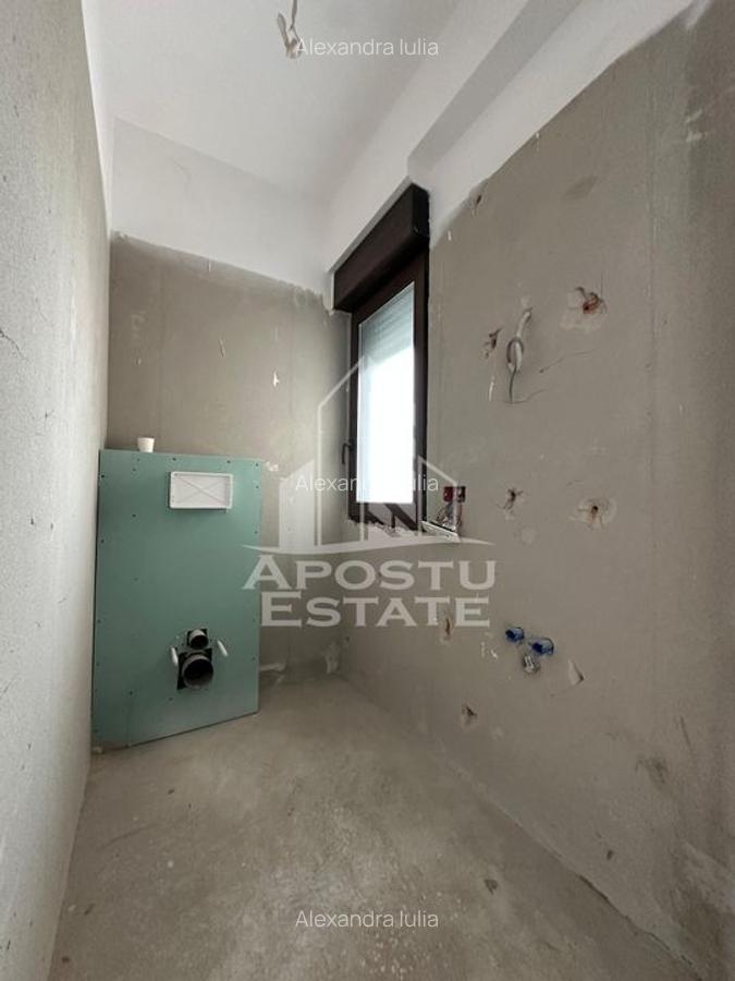 Apartament cu 3 camere semidecomandat în Giroc - 16