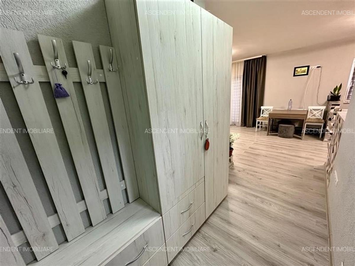 FILM&3D! Elegant,mobilat,accesorizat,totul nou,gata de mutat/inchiriat, Unirii,T - 7